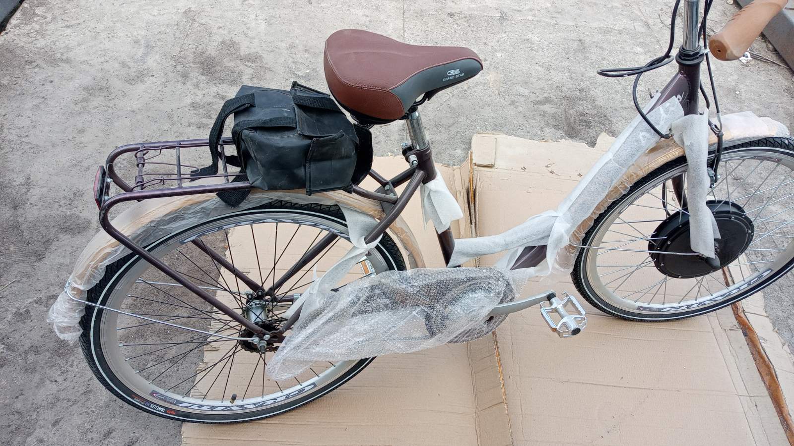 Electric bike 26" wheel, 48V motor 1000W3