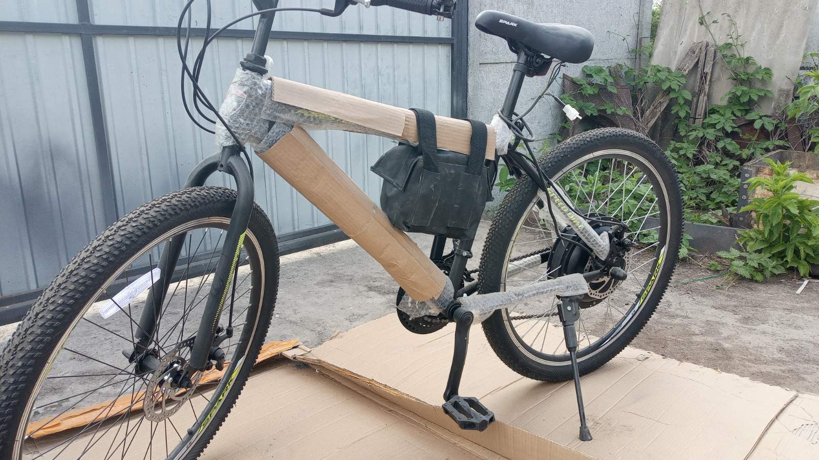 Electric bike 26" wheel, 48V motor 1000W1